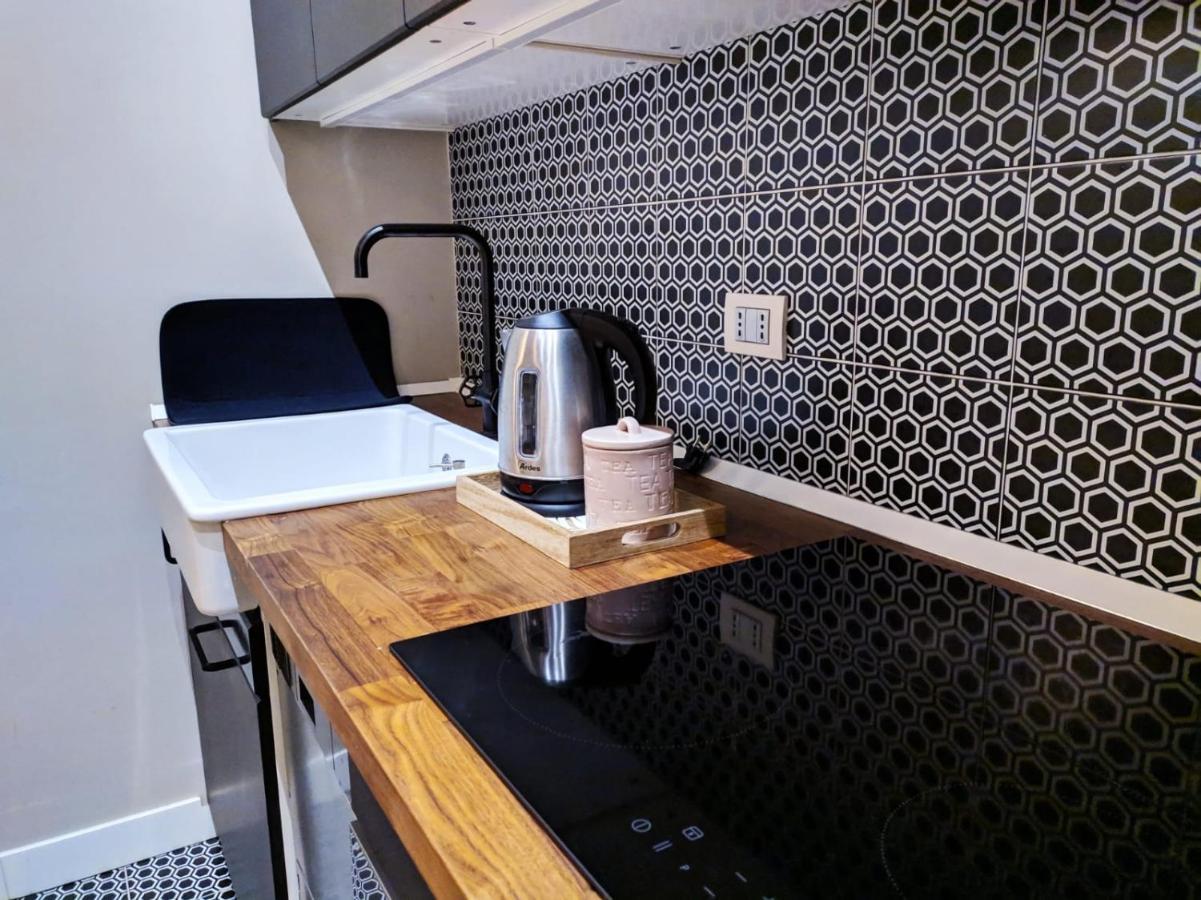 Beautiful Basement-Tony Appartment-In The Heart Of Milán Exterior foto